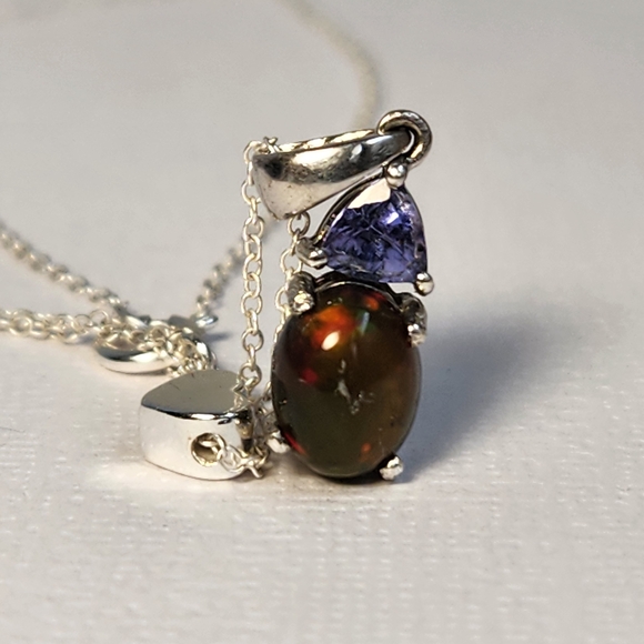 VID! 925 Natural Ethiopian Black Opal & Tanzanite Pendant Charm Necklace, Italy - Picture 8 of 14